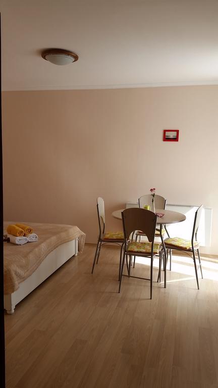 Boglarka Apartman Хайдусобосло Экстерьер фото